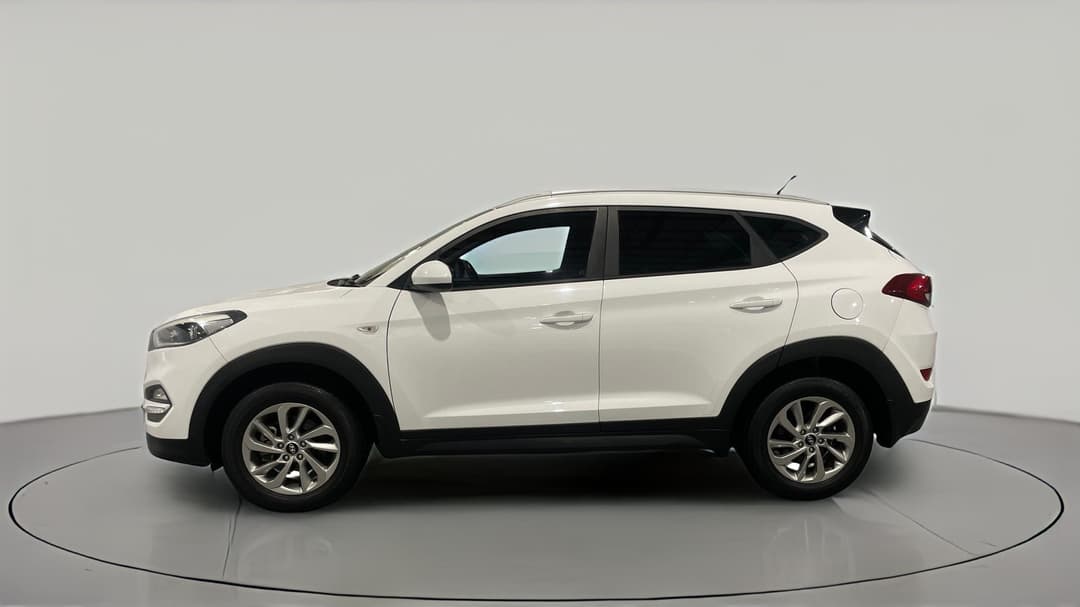 2017 Hyundai Tucson Active (FWD), Manual, 75212 km, Left Side View
