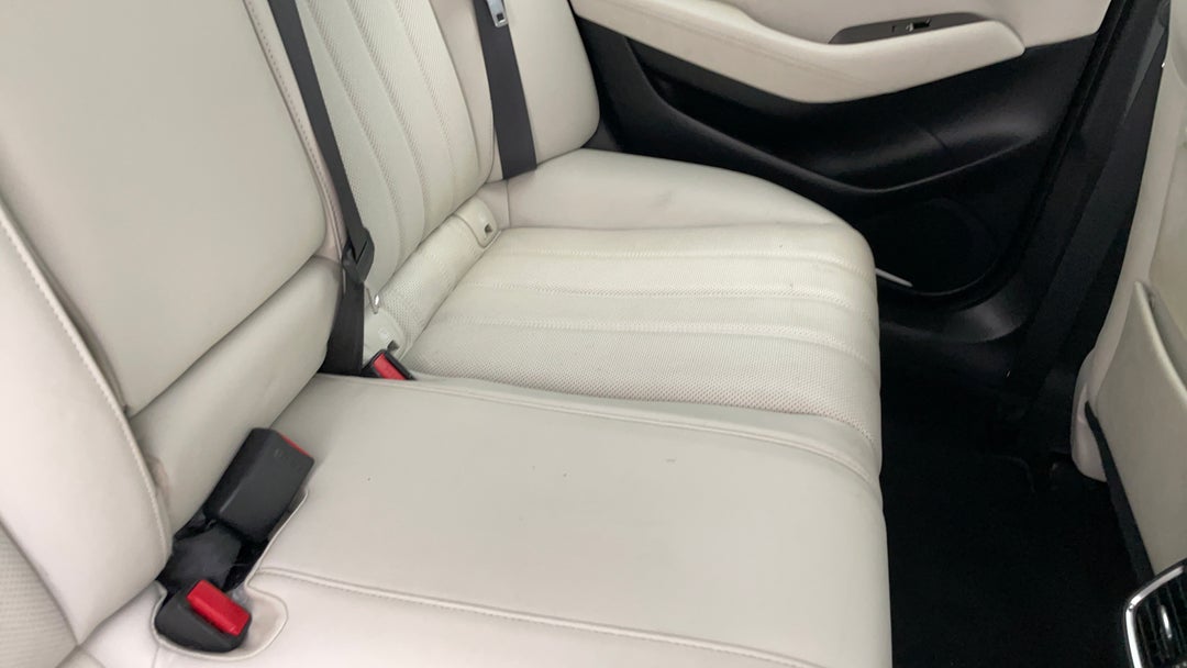 Seats Front RHS Stain