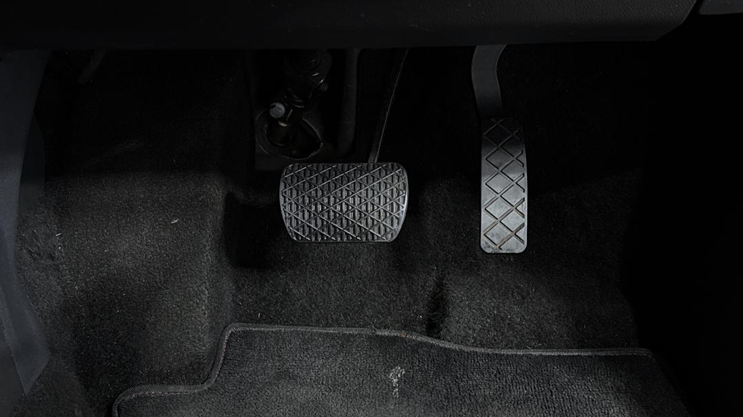2021 MG Zst Vibe, Automatic, 69851 km, Pedals and Footmat