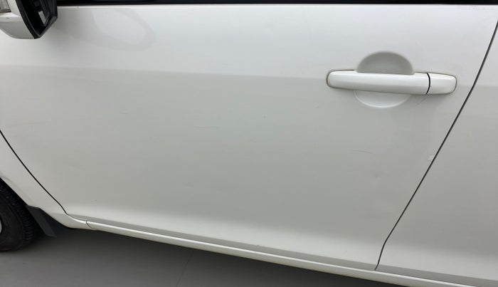 2015 Maruti Swift Dzire VDI ABS, Diesel, Manual, 67,395 km, Front passenger door - Slightly dented