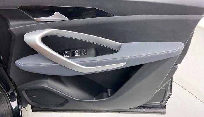 2021 MG HECTOR SMART HYBRID 1.5 PETROL, Petrol, Manual, 2,672 km, Driver Side Door Panels Control