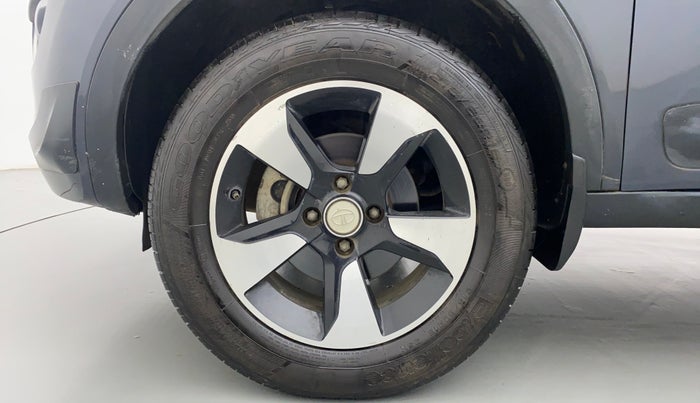 2019 Tata NEXON XZA + 1.2 PETROL A/T, Petrol, Automatic, 8,261 km, Left Front Wheel