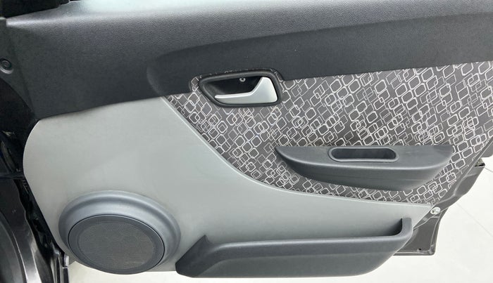 2018 Maruti Alto 800 LXI, Petrol, Manual, 38,534 km, Driver Side Door Panels Control