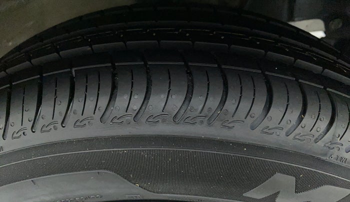 2020 Maruti New Wagon-R VXI 1.0, Petrol, Manual, 12,943 km, Right Front Tyre Tread