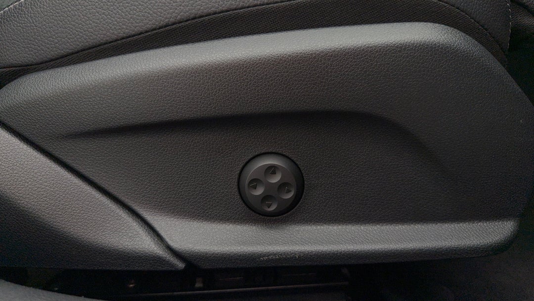 2018 Mercedes-benz C200 C200, Automatic, 54724 km, Drivers Side Adjustment Panel