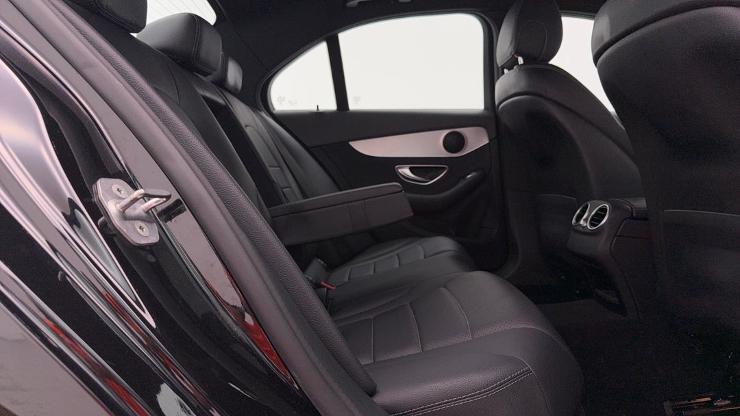 2018 Mercedes-benz C200 C200, Automatic, 54724 km, Right Side Rear Door Cabin View
