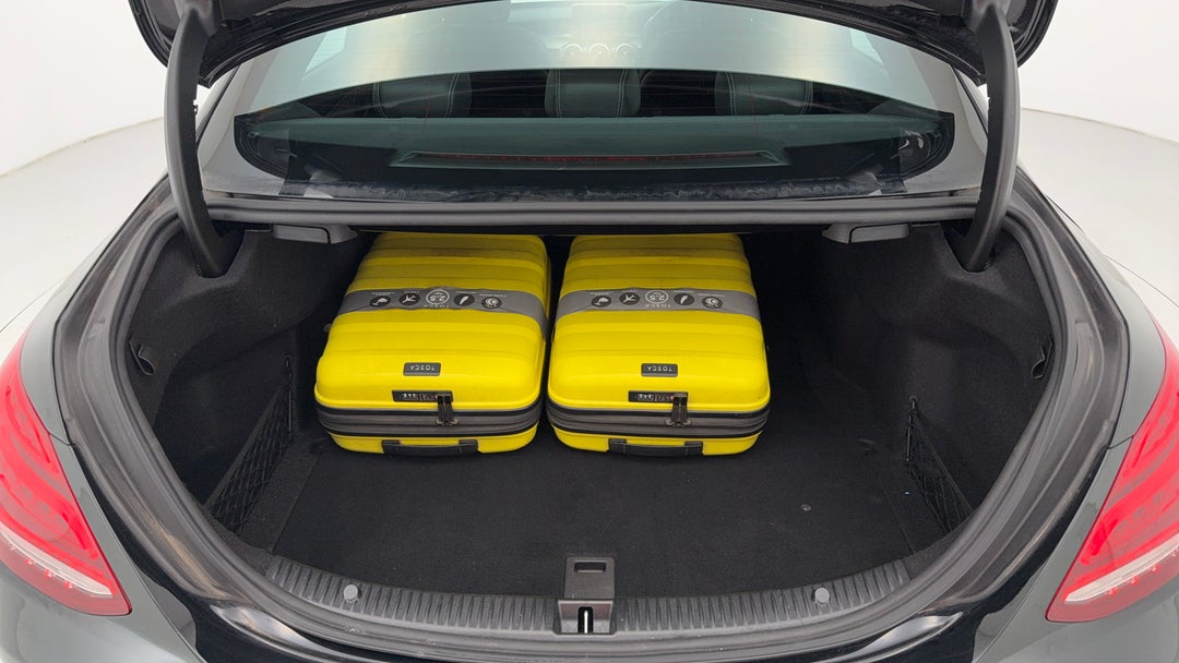 2018 Mercedes-benz C200 C200, Automatic, 54724 km, Boot Inside View with Luggage