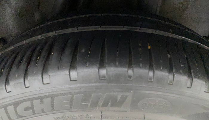 2017 Honda City 1.5L I-VTEC ZX CVT, Petrol, Automatic, 1,21,674 km, Left Rear Tyre Tread