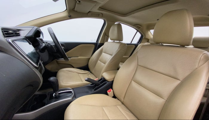 2017 Honda City 1.5L I-VTEC ZX CVT, Petrol, Automatic, 1,21,674 km, Right Side Front Door Cabin