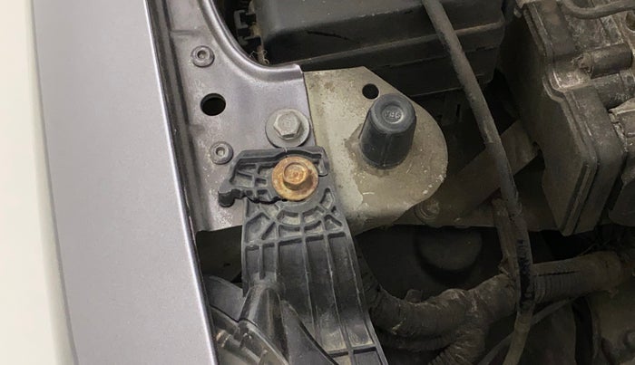 2017 Honda City 1.5L I-VTEC ZX CVT, Petrol, Automatic, 1,21,674 km, Right headlight - Clamp has minor damage