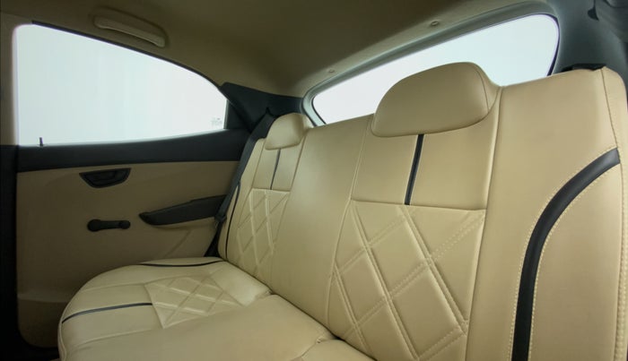 2014 Hyundai Eon ERA +, Petrol, Manual, 25,213 km, Right Side Rear Door Cabin