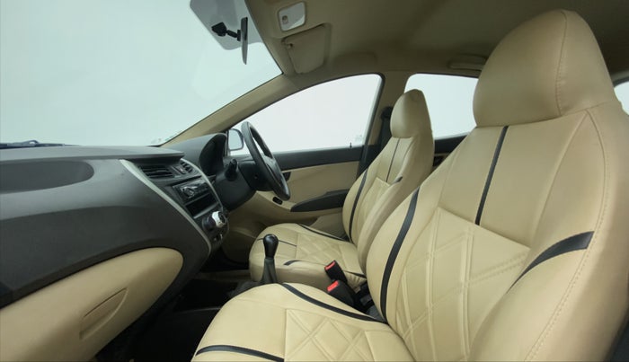 2014 Hyundai Eon ERA +, Petrol, Manual, 25,213 km, Right Side Front Door Cabin