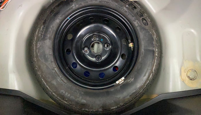 2015 Maruti Swift VXI, Petrol, Manual, 46,056 km, Spare Tyre
