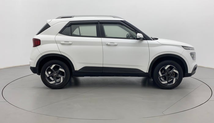 2019 Hyundai VENUE SX 1.0 TURBO, Petrol, Manual, 49,577 km, Right Side View