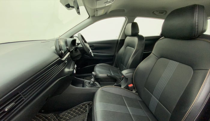 2020 Hyundai NEW I20 SPORTZ 1.0T GDI IMT, Petrol, Manual, 23,642 km, Right Side Front Door Cabin