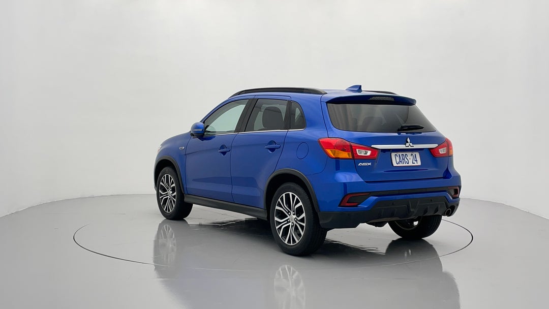 Left Back Diagonal (45- Degree) View