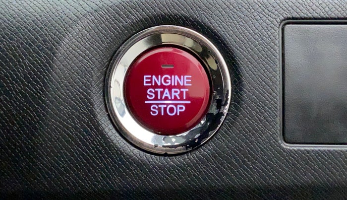 2016 Honda BR-V 1.5 i-VTEC V, Petrol, Manual, 91,899 km, Keyless Start/ Stop Button
