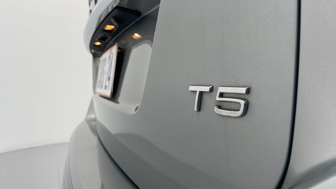 Badge (Boot Right Side)