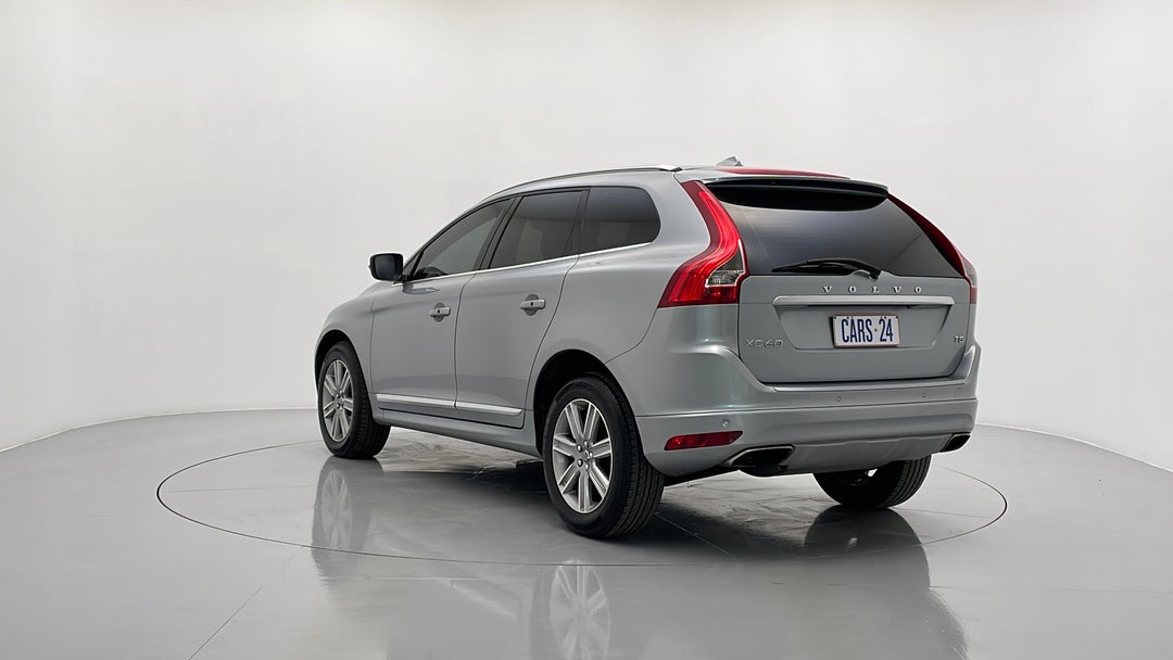 Left Back Diagonal (45- Degree) View