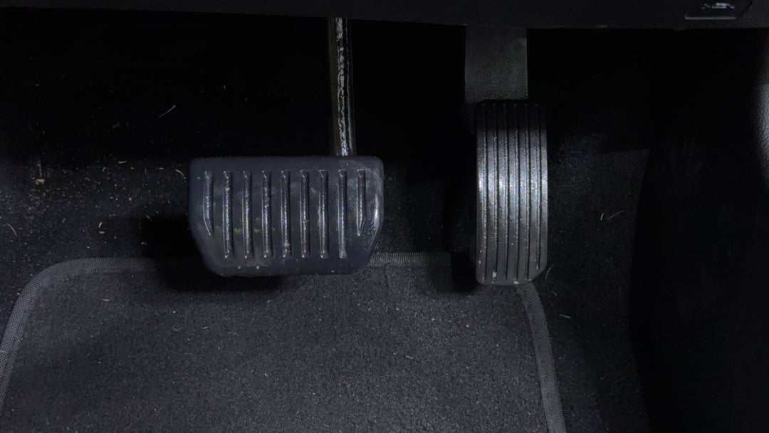Pedals and Footmat