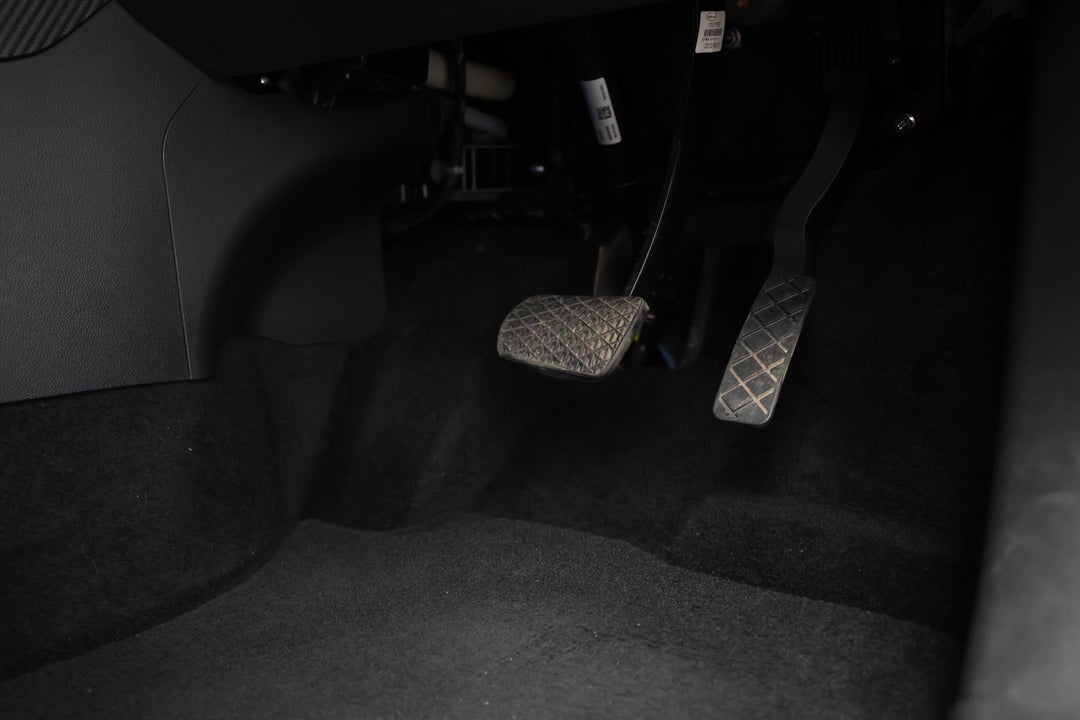 2024 MG ZS Excite, Automatic, 7894 km, Pedals and Footmat