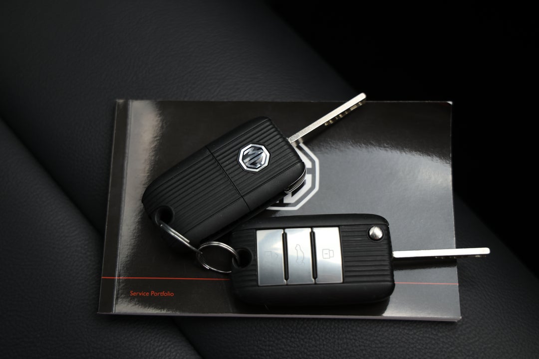 2024 MG ZS Excite, Automatic, 7894 km, Key Close-up