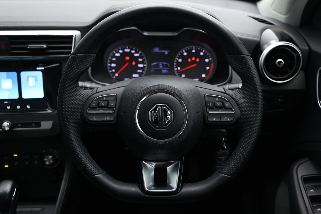 2024 MG ZS Excite, Automatic, 7894 km, Steering Wheel Close-up