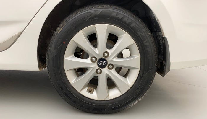 2015 Hyundai Verna FLUIDIC 4S 1.6 VTVT S, Petrol, Manual, 45,374 km, Left Rear Wheel