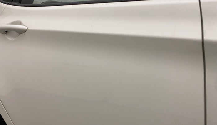 2015 Hyundai Verna FLUIDIC 4S 1.6 VTVT S, Petrol, Manual, 45,374 km, Right rear door - Minor scratches