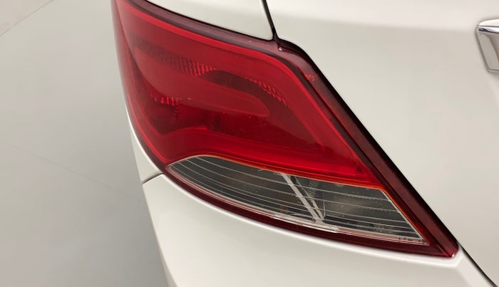 2015 Hyundai Verna FLUIDIC 4S 1.6 VTVT S, Petrol, Manual, 45,374 km, Left tail light - Minor damage