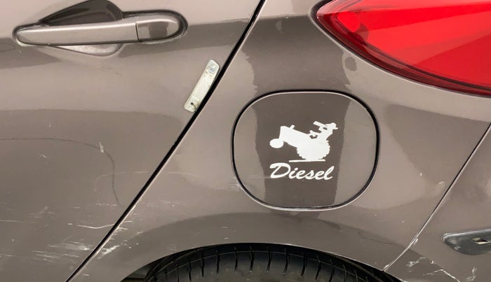 2018 Tata Tiago XT DIESEL, Diesel, Manual, 91,854 km, Left quarter panel - Minor scratches