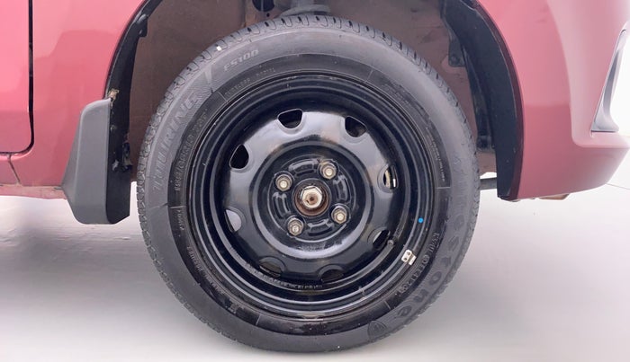 2017 Maruti Alto K10 VXI P, Petrol, Manual, 49,691 km, Right Front Wheel