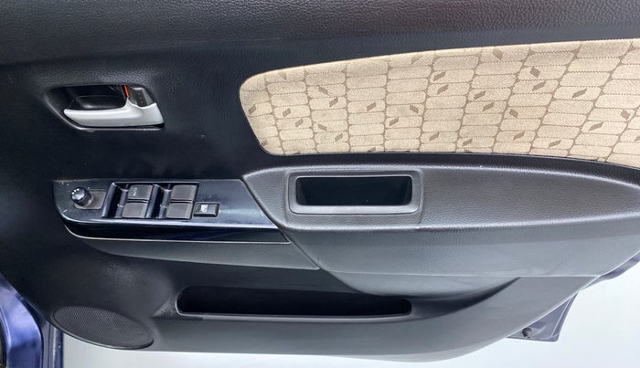 2018 Maruti Wagon R 1.0 VXI, Petrol, Manual, 32,569 km, Driver Side Door Panels Control