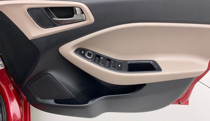 2017 Hyundai Elite i20 ASTA 1.2 (O), Petrol, Manual, 14,893 km, Driver Side Door Panels Control