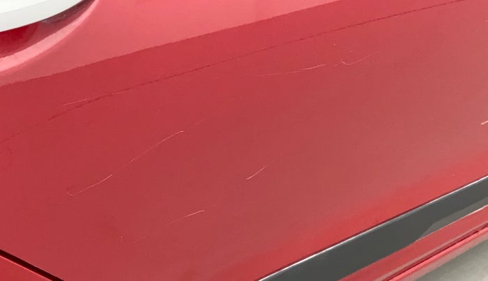 2017 Hyundai Elite i20 ASTA 1.2 (O), Petrol, Manual, 14,893 km, Right rear door - Minor scratches