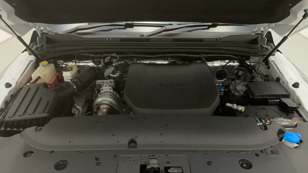 Open Bonnet (Engine)