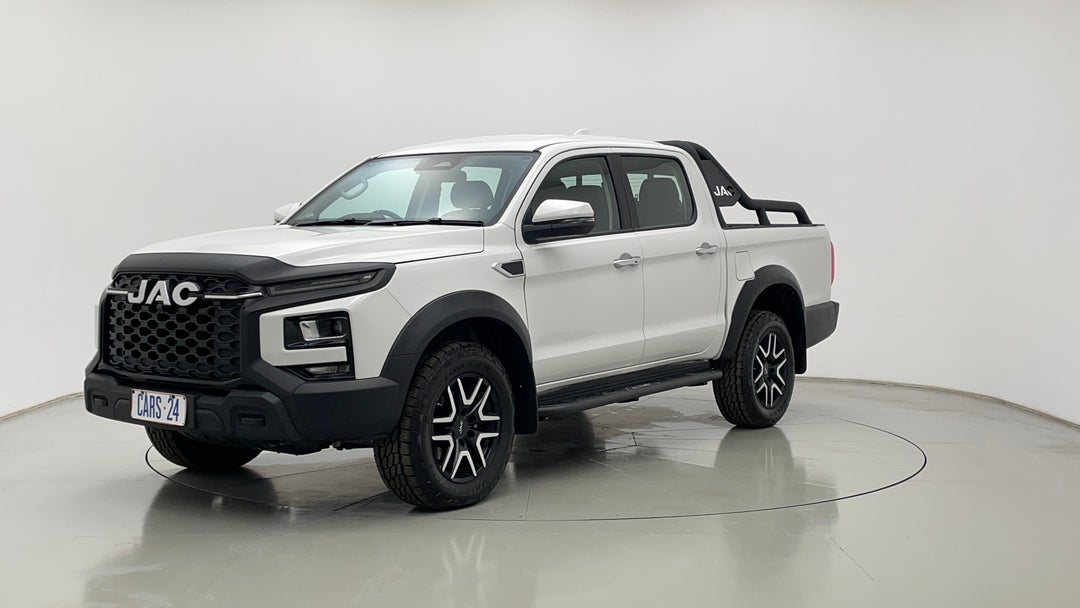 Left Front Diagonal (45- Degree) View