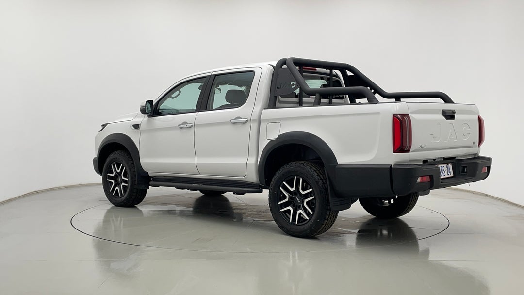 Left Back Diagonal (45- Degree) View