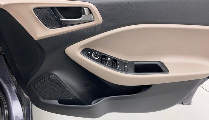 2015 Hyundai Elite i20 SPORTZ 1.2, Petrol, Manual, 36,121 km, Driver Side Door Panels Control