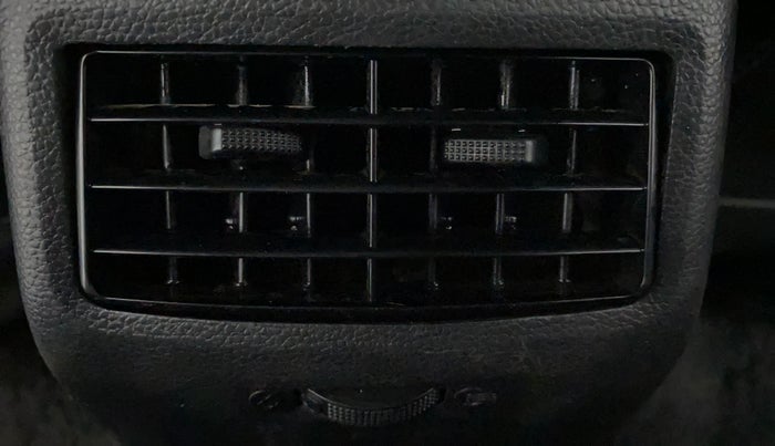 2015 Hyundai Elite i20 SPORTZ 1.2, Petrol, Manual, 36,121 km, Rear AC Vents
