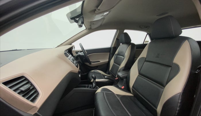 2015 Hyundai Elite i20 SPORTZ 1.2, Petrol, Manual, 36,121 km, Right Side Front Door Cabin