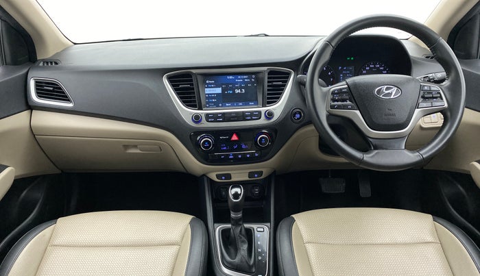 2018 Hyundai Verna 1.6 SX VTVT AT (O), Petrol, Automatic, 26,601 km, Dashboard View