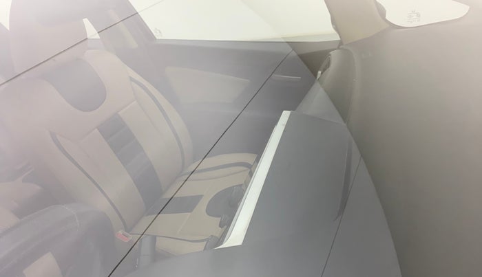 2016 Honda Jazz 1.2L I-VTEC S AT, Petrol, Automatic, 36,212 km, Front windshield - Minor spot on windshield