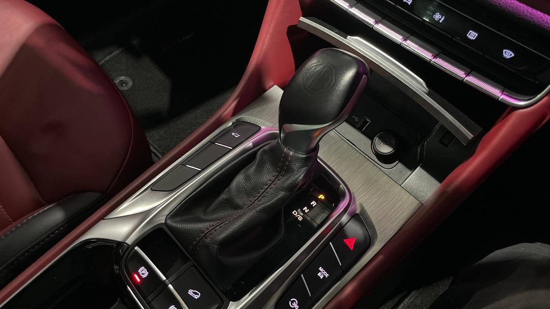 2020 MG HS Essence, Automatic, 62560 km, Gear Lever 