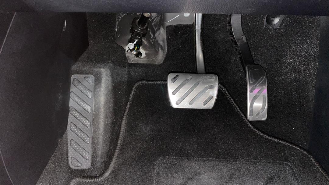 2020 MG HS Essence, Automatic, 62560 km, Pedals and Footmat