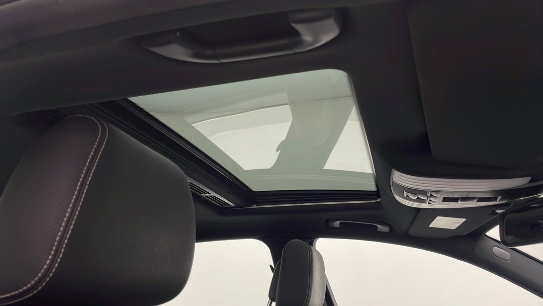 Interior Sunroof/Moonroof