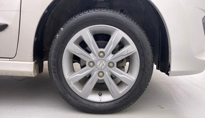 2014 Maruti Wagon R Stingray VXI, Petrol, Manual, 56,367 km, Right Front Wheel