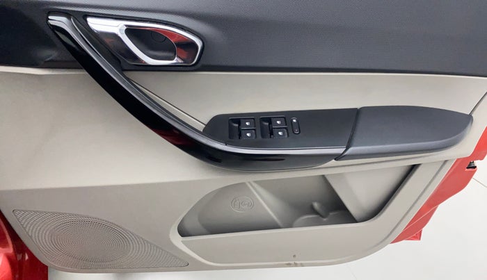 2017 Tata Tiago XZA 1.2 REVOTRON, Petrol, Automatic, 14,198 km, Driver Side Door Panels Control