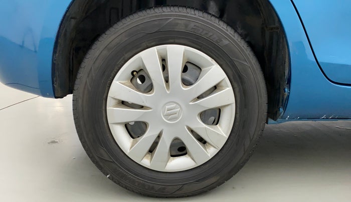 2013 Maruti Swift Dzire VXI, CNG, Manual, 89,681 km, Right Rear Wheel