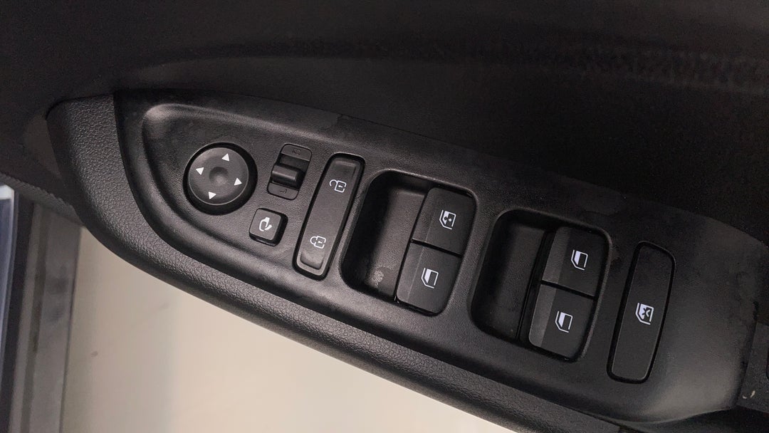 Drivers Side Door Panel Controls